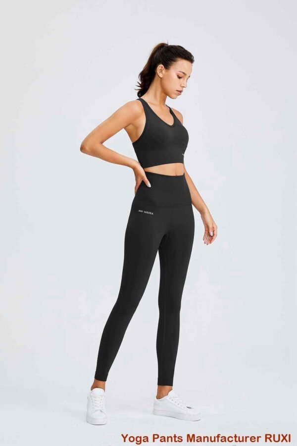 Beige fietsbroek voor dames comfortabel en stijlvol RUXI