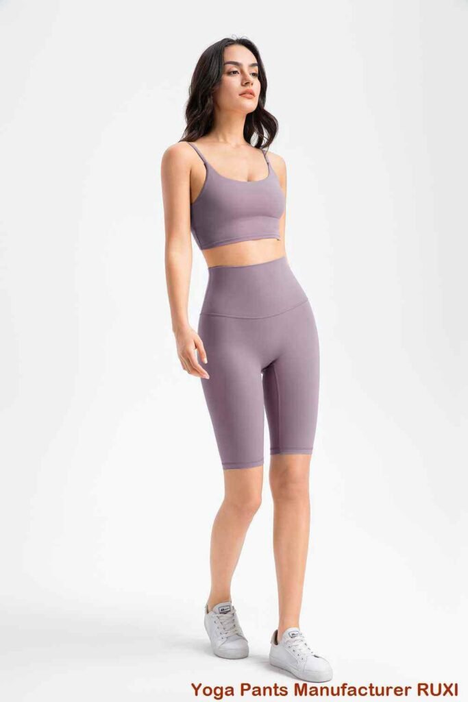 Zwarte yogashort met zakken voor dames RUXI nl3562