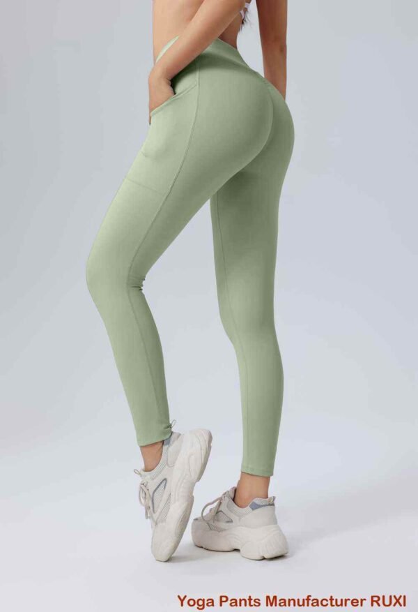 Yogatop met striksluiting stijlvol en comfortabel RUXI